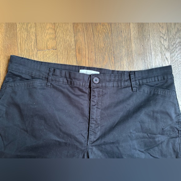 Gloria Vanderbilt Khaki Unltd black Capri Pants Women’s 18 - Picture 4 of 5